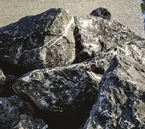 Pierre noir electric