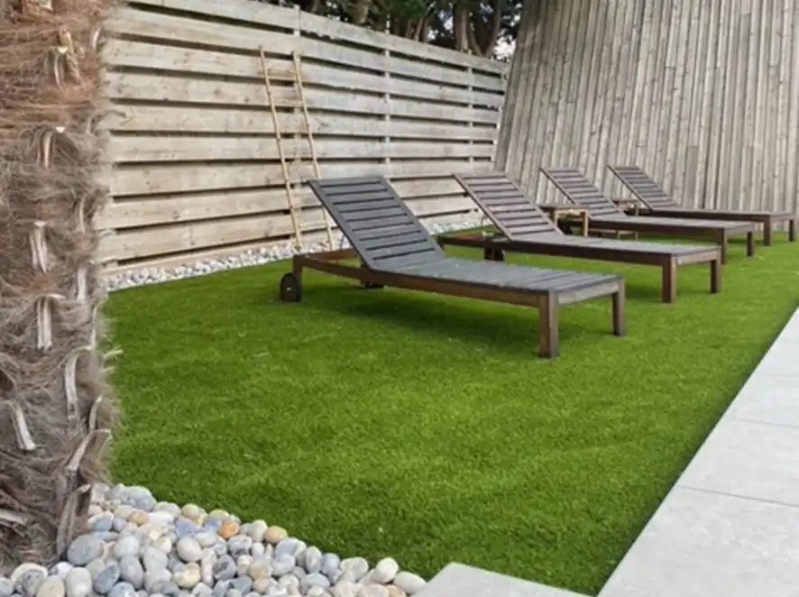 GAZONS-SYNTHETIQUES-1